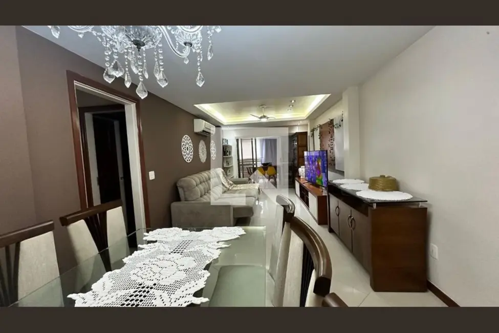 Apartamento com 3 quartos à venda, 144m2 em Rio De Janeiro - RJ - imagem 3 Foto 3 de Apartamento com 3 quartos à venda, 144m2 em Rio De Janeiro - RJ