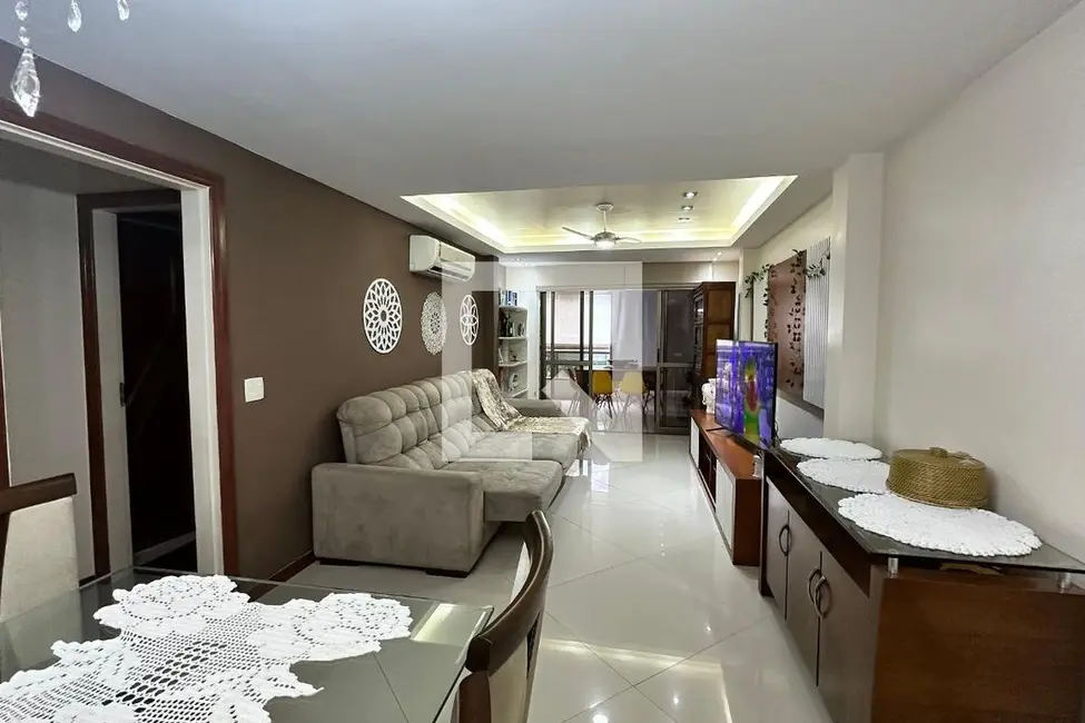 Apartamento com 3 quartos à venda, 144m2 em Rio De Janeiro - RJ - imagem 2 Foto 2 de Apartamento com 3 quartos à venda, 144m2 em Rio De Janeiro - RJ