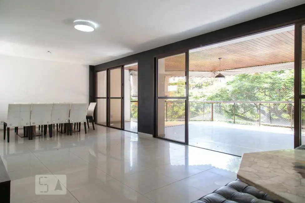 Apartamento com 3 quartos à venda, 183m2 em Rio De Janeiro - RJ - imagem 1 Foto 1 de Apartamento com 3 quartos à venda, 183m2 em Rio De Janeiro - RJ