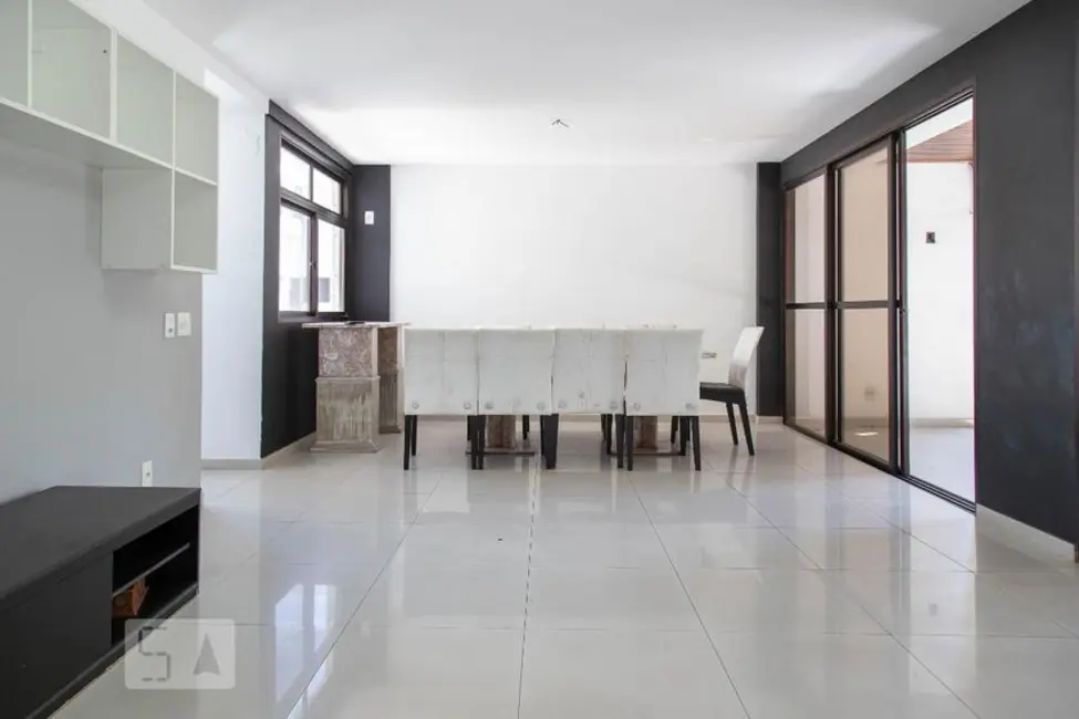 Apartamento com 3 quartos à venda, 183m2 em Rio De Janeiro - RJ - imagem 3 Foto 3 de Apartamento com 3 quartos à venda, 183m2 em Rio De Janeiro - RJ
