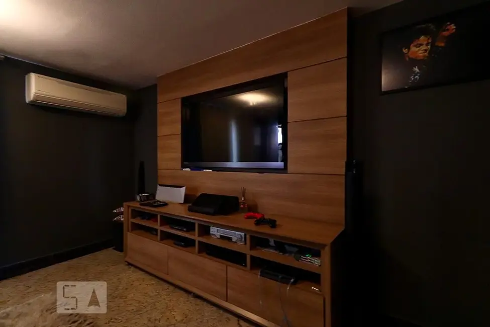 Apartamento com 5 quartos à venda, 360m2 em Rio De Janeiro - RJ - imagem 9 Foto 9 de Apartamento com 5 quartos à venda, 360m2 em Rio De Janeiro - RJ