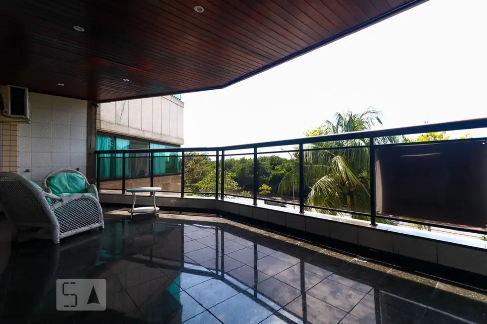 Apartamento com 4 quartos à venda, 212m2 em Rio De Janeiro - RJ - imagem 5 Foto 5 de Apartamento com 4 quartos à venda, 212m2 em Rio De Janeiro - RJ