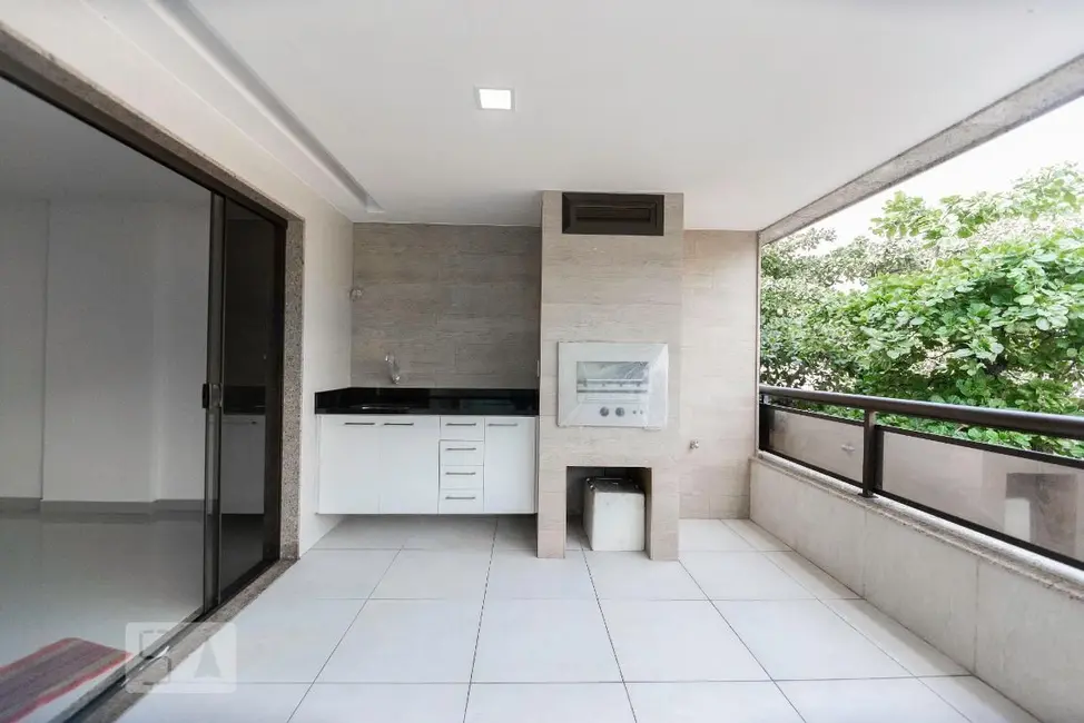 Apartamento com 3 quartos à venda, 105m2 em Rio De Janeiro - RJ - imagem 4 Foto 4 de Apartamento com 3 quartos à venda, 105m2 em Rio De Janeiro - RJ