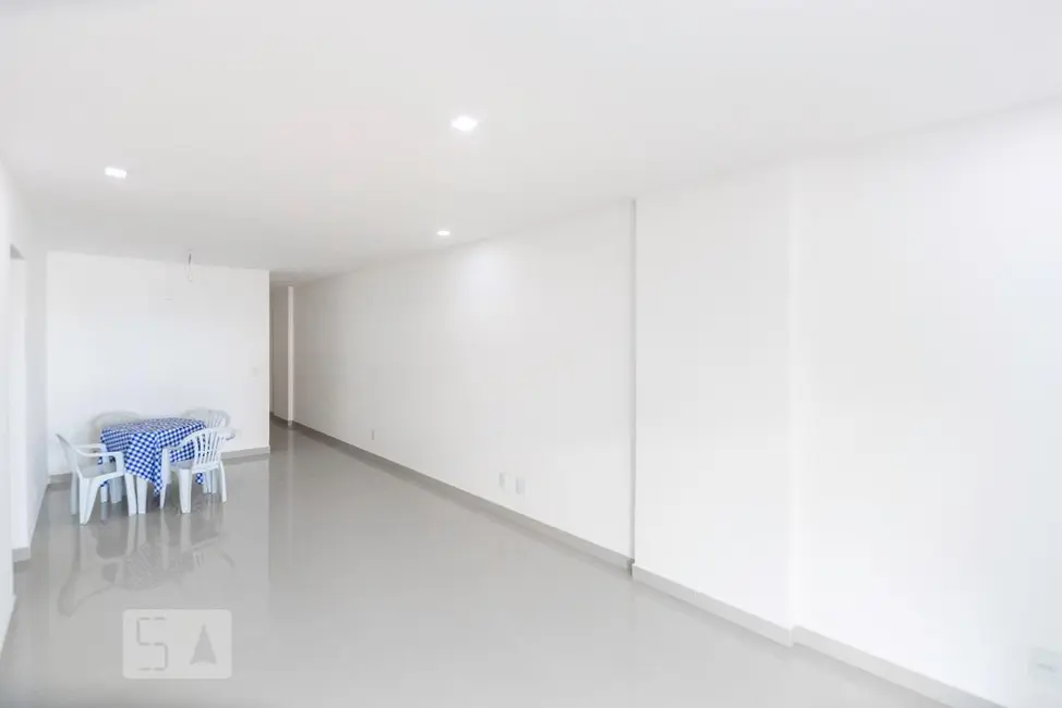 Apartamento com 3 quartos à venda, 105m2 em Rio De Janeiro - RJ - imagem 3 Foto 3 de Apartamento com 3 quartos à venda, 105m2 em Rio De Janeiro - RJ