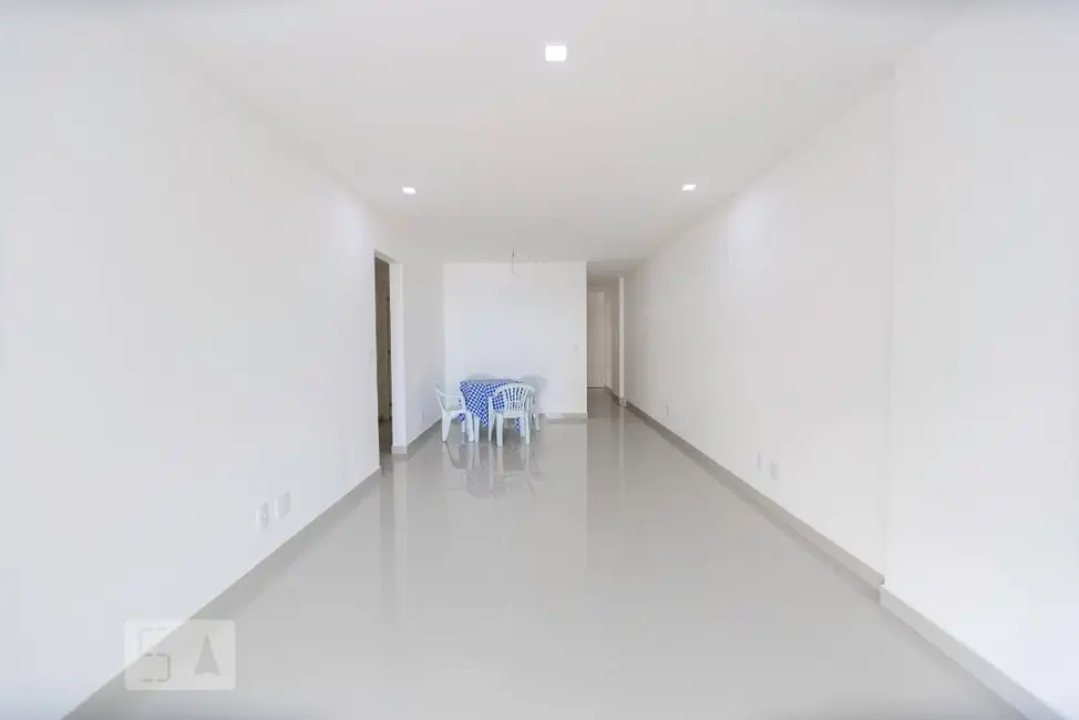 Apartamento com 3 quartos à venda, 105m2 em Rio De Janeiro - RJ - imagem 2 Foto 2 de Apartamento com 3 quartos à venda, 105m2 em Rio De Janeiro - RJ