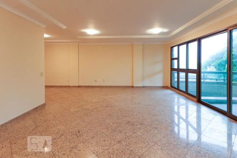 Apartamento com 5 quartos à venda, 220m2 em Rio De Janeiro - RJ - imagem 5 Foto 5 de Apartamento com 5 quartos à venda, 220m2 em Rio De Janeiro - RJ