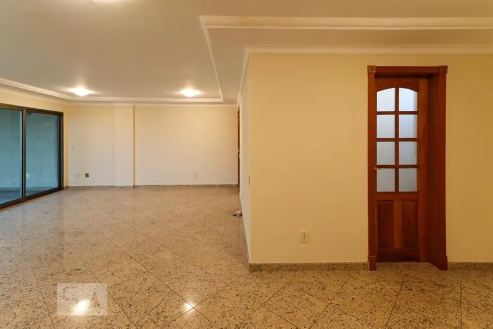 Apartamento com 5 quartos à venda, 220m2 em Rio De Janeiro - RJ - imagem 9 Foto 9 de Apartamento com 5 quartos à venda, 220m2 em Rio De Janeiro - RJ