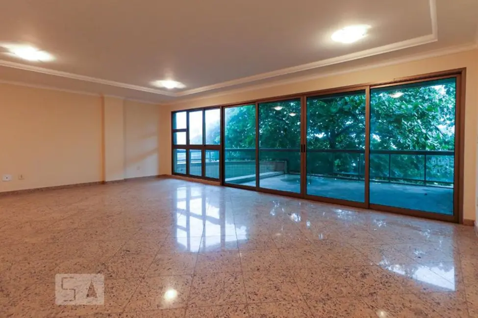 Apartamento com 5 quartos à venda, 220m2 em Rio De Janeiro - RJ - imagem 3 Foto 3 de Apartamento com 5 quartos à venda, 220m2 em Rio De Janeiro - RJ