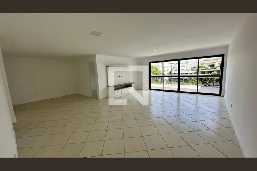 Foto 1 de Apartamento com 5 quartos à venda, 250m2 em Rio De Janeiro - RJ