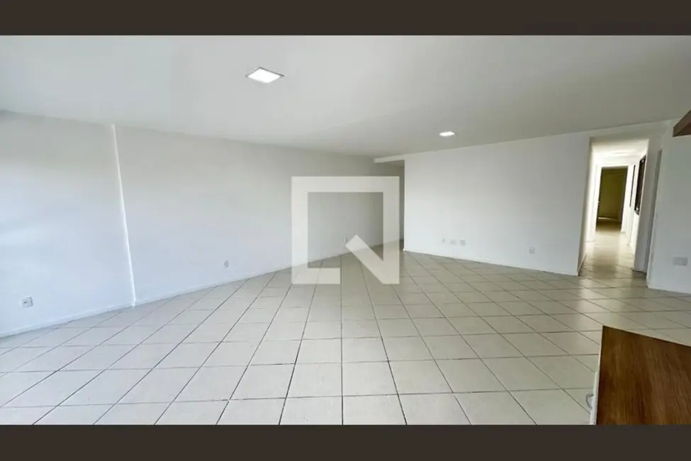 Foto 5 de Apartamento com 5 quartos à venda, 250m2 em Rio De Janeiro - RJ