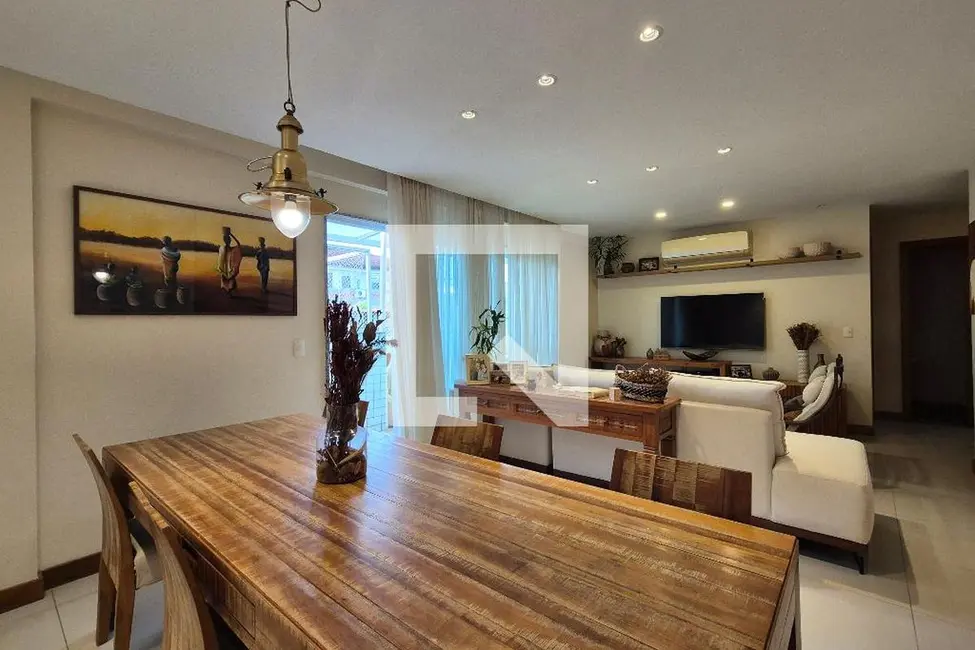 Apartamento com 4 quartos à venda, 200m2 em Rio De Janeiro - RJ - imagem 1 Foto 1 de Apartamento com 4 quartos à venda, 200m2 em Rio De Janeiro - RJ