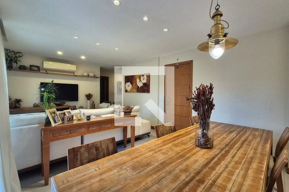 Apartamento com 4 quartos à venda, 200m2 em Rio De Janeiro - RJ - imagem 3 Foto 3 de Apartamento com 4 quartos à venda, 200m2 em Rio De Janeiro - RJ