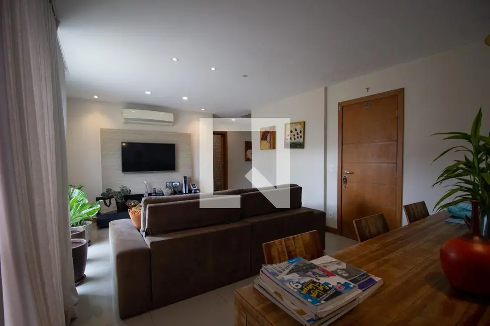 Apartamento com 4 quartos à venda, 200m2 em Rio De Janeiro - RJ - imagem 6 Foto 6 de Apartamento com 4 quartos à venda, 200m2 em Rio De Janeiro - RJ
