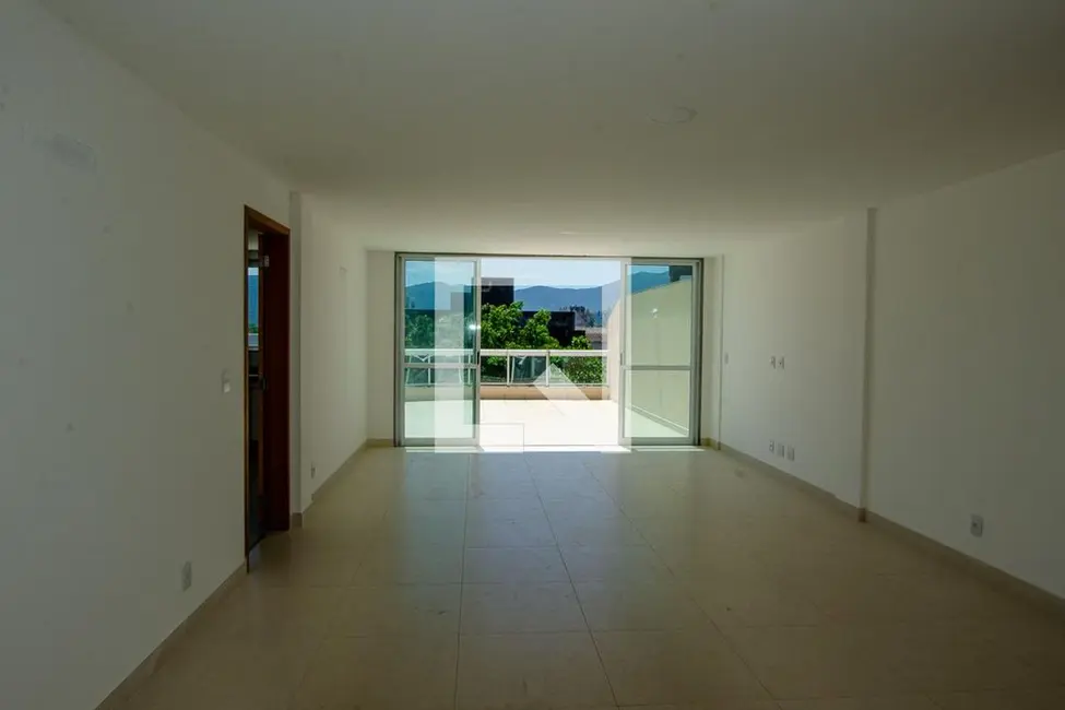 Apartamento com 3 quartos à venda, 300m2 em Rio De Janeiro - RJ - imagem 1 Foto 1 de Apartamento com 3 quartos à venda, 300m2 em Rio De Janeiro - RJ