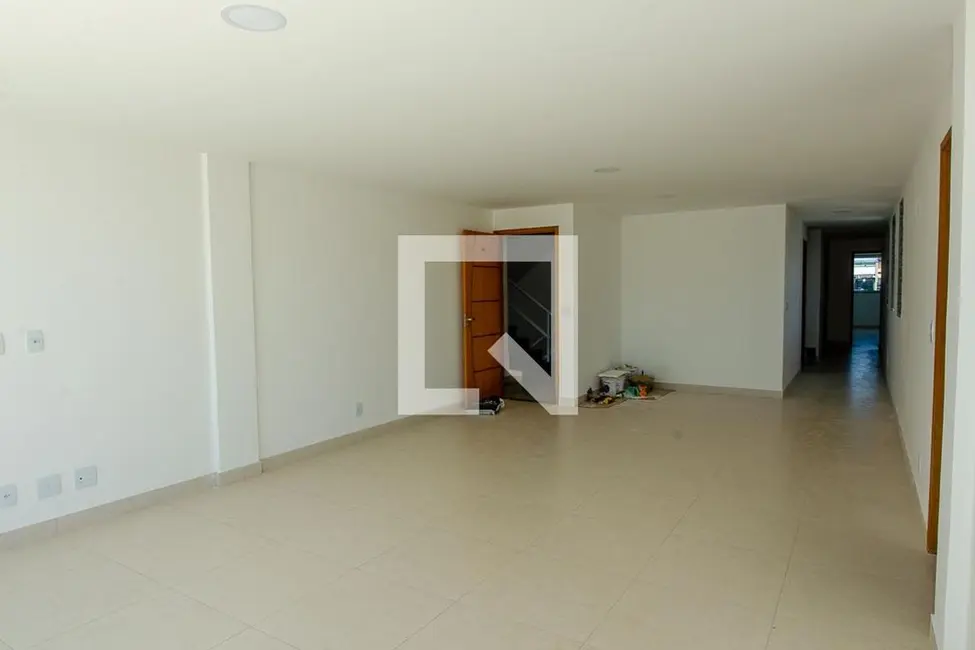 Apartamento com 3 quartos à venda, 300m2 em Rio De Janeiro - RJ - imagem 4 Foto 4 de Apartamento com 3 quartos à venda, 300m2 em Rio De Janeiro - RJ