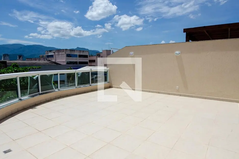 Apartamento com 3 quartos à venda, 300m2 em Rio De Janeiro - RJ - imagem 7 Foto 7 de Apartamento com 3 quartos à venda, 300m2 em Rio De Janeiro - RJ