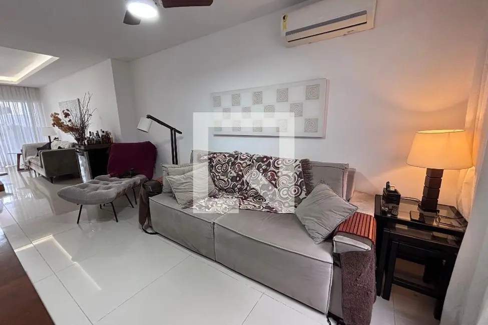 Casa de Condomínio com 3 quartos à venda, 269m2 em Rio De Janeiro - RJ - imagem 7 Foto 7 de Casa de Condomínio com 3 quartos à venda, 269m2 em Rio De Janeiro - RJ