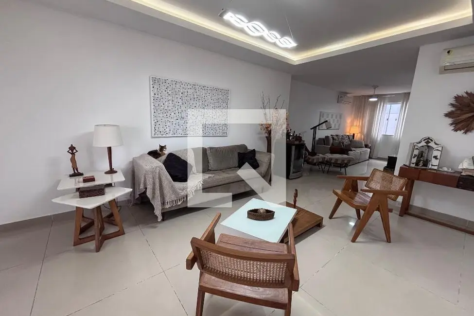 Casa de Condomínio com 3 quartos à venda, 269m2 em Rio De Janeiro - RJ - imagem 5 Foto 5 de Casa de Condomínio com 3 quartos à venda, 269m2 em Rio De Janeiro - RJ