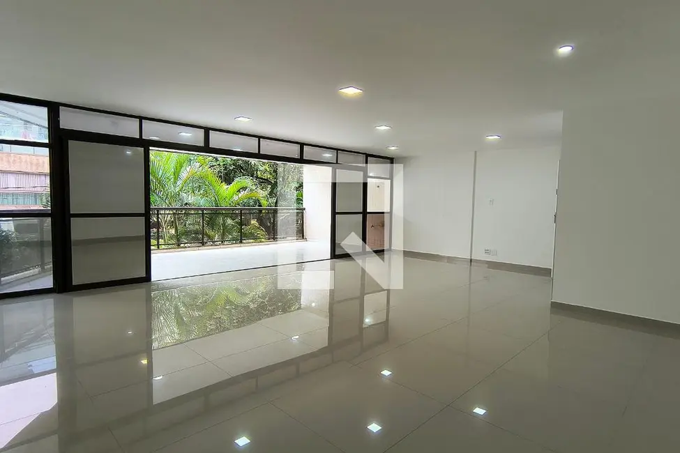 Apartamento com 3 quartos à venda, 181m2 em Rio De Janeiro - RJ - imagem 1 Foto 1 de Apartamento com 3 quartos à venda, 181m2 em Rio De Janeiro - RJ