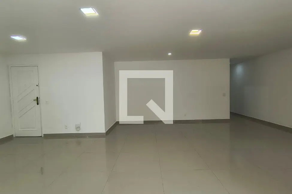 Apartamento com 3 quartos à venda, 181m2 em Rio De Janeiro - RJ - imagem 4 Foto 4 de Apartamento com 3 quartos à venda, 181m2 em Rio De Janeiro - RJ