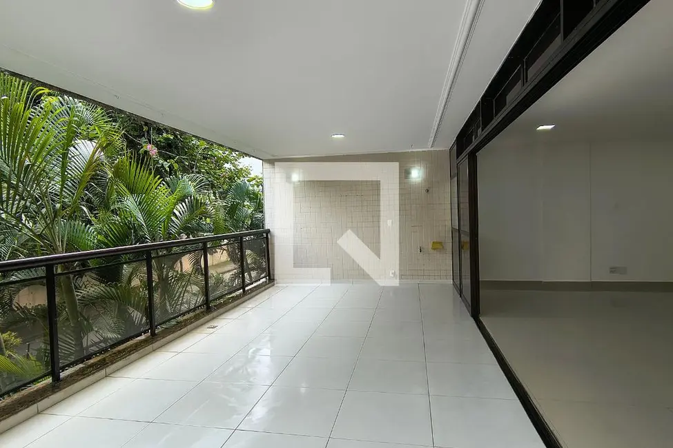 Apartamento com 3 quartos à venda, 181m2 em Rio De Janeiro - RJ - imagem 6 Foto 6 de Apartamento com 3 quartos à venda, 181m2 em Rio De Janeiro - RJ