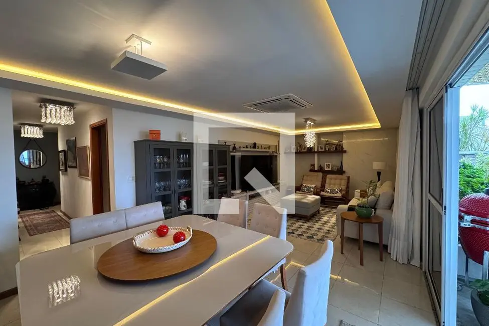 Apartamento com 4 quartos à venda, 157m2 em Rio De Janeiro - RJ - imagem 8 Foto 8 de Apartamento com 4 quartos à venda, 157m2 em Rio De Janeiro - RJ