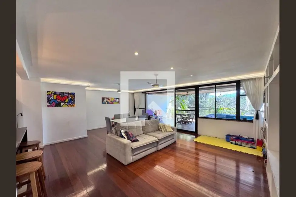 Apartamento com 5 quartos à venda, 180m2 em Rio De Janeiro - RJ - imagem 7 Foto 7 de Apartamento com 5 quartos à venda, 180m2 em Rio De Janeiro - RJ