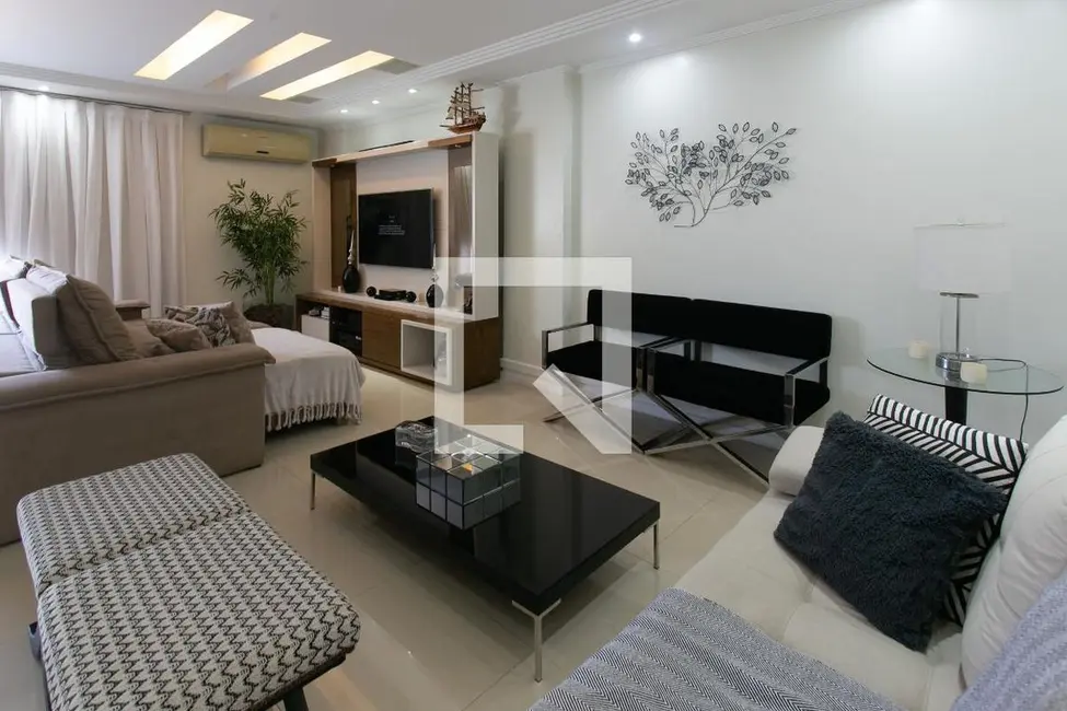 Foto 3 de Apartamento com 3 quartos à venda, 205m2 em Rio De Janeiro - RJ