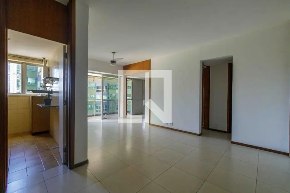 Apartamento com 1 quarto à venda, 65m2 em Barra da Tijuca, Rio De Janeiro - RJ - imagem 3 Foto 3 de Apartamento com 1 quarto à venda, 65m2 em Barra da Tijuca, Rio De Janeiro - RJ