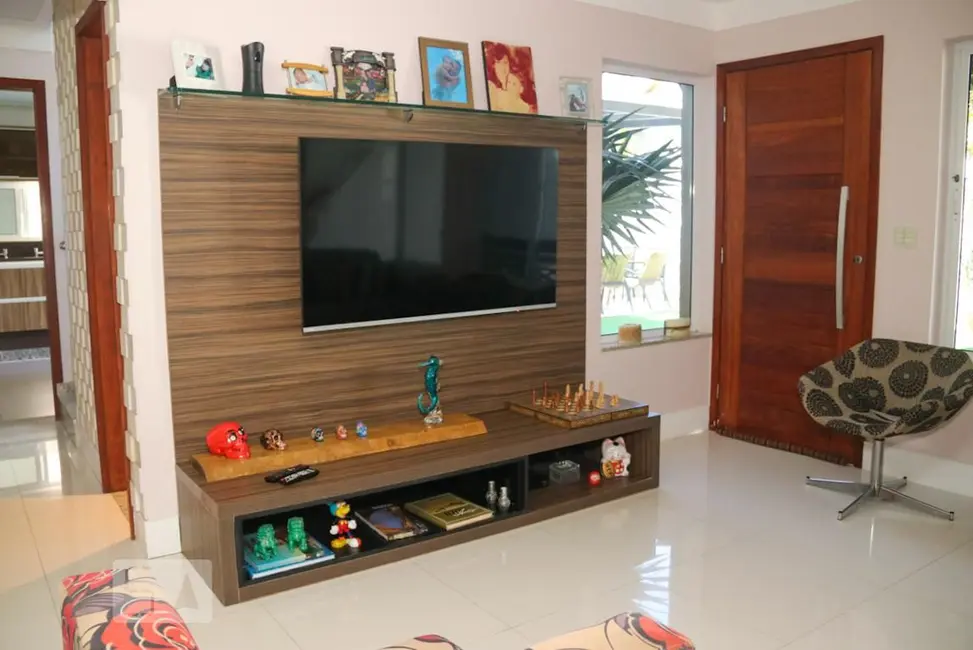 Casa de Condomínio com 4 quartos à venda, 260m2 em Rio De Janeiro - RJ - imagem 7 Foto 7 de Casa de Condomínio com 4 quartos à venda, 260m2 em Rio De Janeiro - RJ
