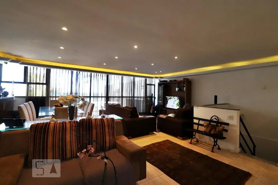 Apartamento com 3 quartos à venda, 185m2 em Rio De Janeiro - RJ - imagem 2 Foto 2 de Apartamento com 3 quartos à venda, 185m2 em Rio De Janeiro - RJ