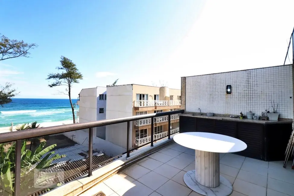 Apartamento com 3 quartos à venda, 185m2 em Rio De Janeiro - RJ - imagem 8 Foto 8 de Apartamento com 3 quartos à venda, 185m2 em Rio De Janeiro - RJ