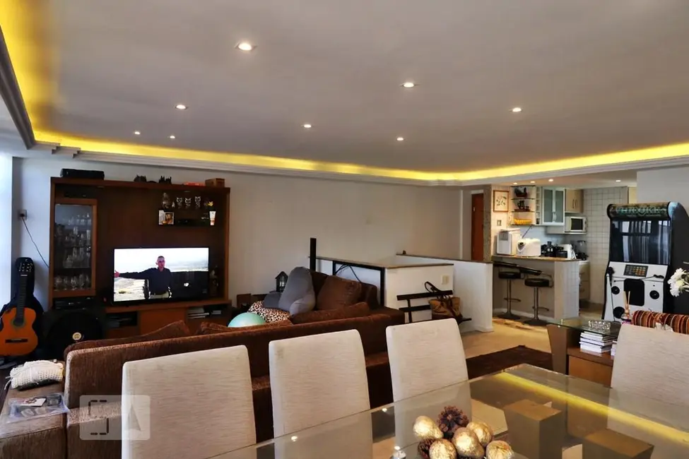 Apartamento com 3 quartos à venda, 185m2 em Rio De Janeiro - RJ - imagem 5 Foto 5 de Apartamento com 3 quartos à venda, 185m2 em Rio De Janeiro - RJ