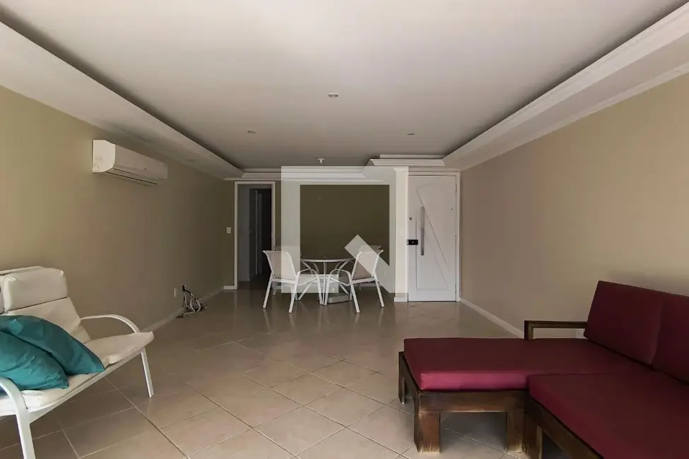 Apartamento com 3 quartos à venda, 380m2 em Rio De Janeiro - RJ - imagem 4 Foto 4 de Apartamento com 3 quartos à venda, 380m2 em Rio De Janeiro - RJ