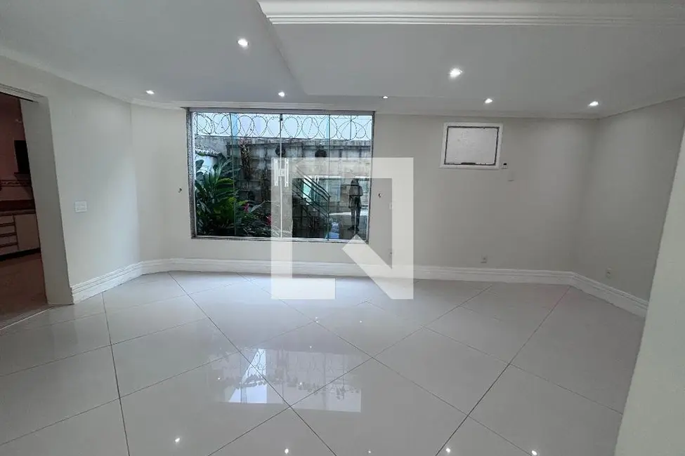 Casa de Condomínio com 6 quartos à venda, 580m2 em Rio De Janeiro - RJ - imagem 7 Foto 7 de Casa de Condomínio com 6 quartos à venda, 580m2 em Rio De Janeiro - RJ
