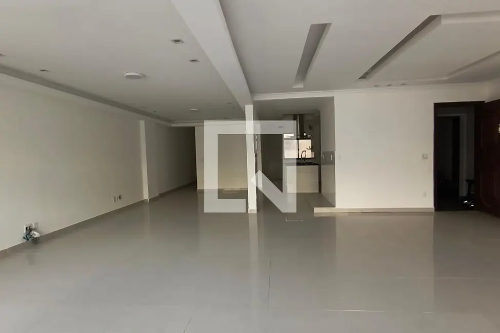Apartamento com 3 quartos à venda, 180m2 em Rio De Janeiro - RJ - imagem 3 Foto 3 de Apartamento com 3 quartos à venda, 180m2 em Rio De Janeiro - RJ