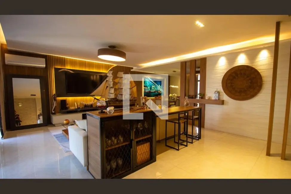 Apartamento com 5 quartos à venda, 380m2 em Rio De Janeiro - RJ - imagem 3 Foto 3 de Apartamento com 5 quartos à venda, 380m2 em Rio De Janeiro - RJ
