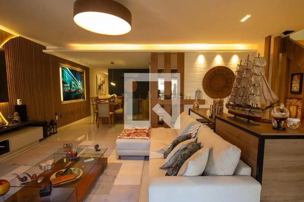 Apartamento com 5 quartos à venda, 380m2 em Rio De Janeiro - RJ - imagem 2 Foto 2 de Apartamento com 5 quartos à venda, 380m2 em Rio De Janeiro - RJ