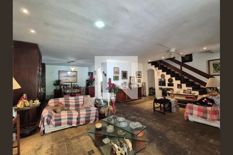 Casa com 4 quartos à venda, 427m2 em Rio De Janeiro - RJ - imagem 7 Foto 7 de Casa com 4 quartos à venda, 427m2 em Rio De Janeiro - RJ