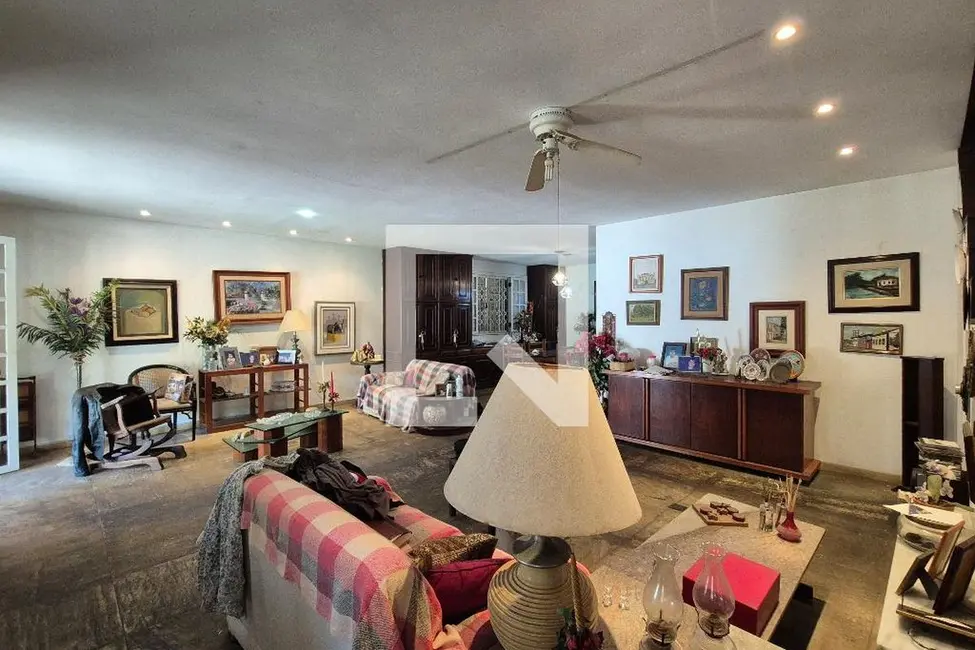 Casa com 4 quartos à venda, 427m2 em Rio De Janeiro - RJ - imagem 4 Foto 4 de Casa com 4 quartos à venda, 427m2 em Rio De Janeiro - RJ