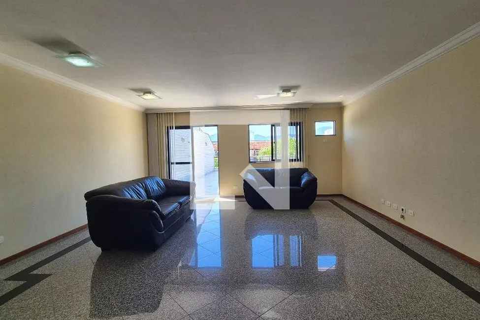 Apartamento com 3 quartos à venda, 201m2 em Rio De Janeiro - RJ - imagem 4 Foto 4 de Apartamento com 3 quartos à venda, 201m2 em Rio De Janeiro - RJ