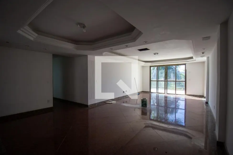 Apartamento com 5 quartos à venda, 450m2 em Rio De Janeiro - RJ - imagem 1 Foto 1 de Apartamento com 5 quartos à venda, 450m2 em Rio De Janeiro - RJ