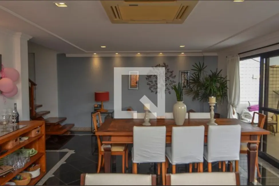 Apartamento com 5 quartos à venda, 500m2 em Rio De Janeiro - RJ - imagem 9 Foto 9 de Apartamento com 5 quartos à venda, 500m2 em Rio De Janeiro - RJ
