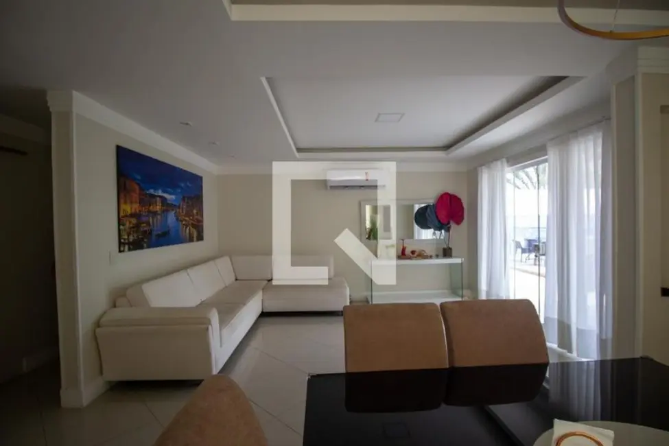 Casa com 4 quartos à venda, 350m2 em Rio De Janeiro - RJ - imagem 9 Foto 9 de Casa com 4 quartos à venda, 350m2 em Rio De Janeiro - RJ