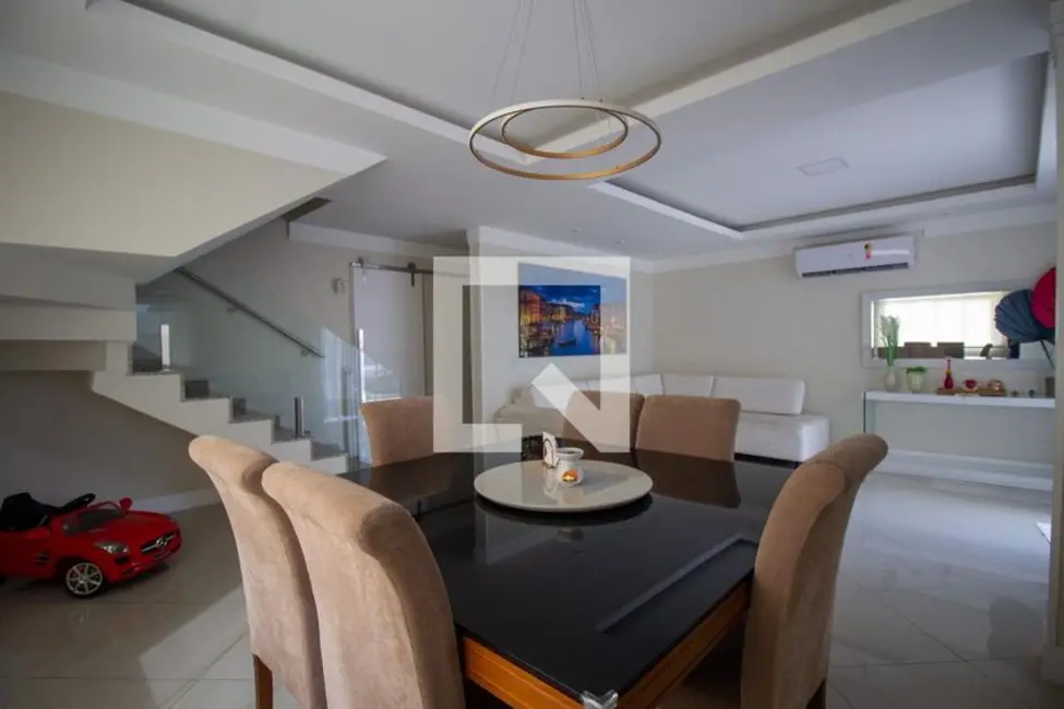 Casa com 4 quartos à venda, 350m2 em Rio De Janeiro - RJ - imagem 8 Foto 8 de Casa com 4 quartos à venda, 350m2 em Rio De Janeiro - RJ