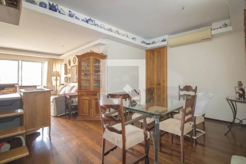 Apartamento com 4 quartos à venda, 220m2 em Botafogo, Rio De Janeiro - RJ - imagem 5 Foto 5 de Apartamento com 4 quartos à venda, 220m2 em Botafogo, Rio De Janeiro - RJ