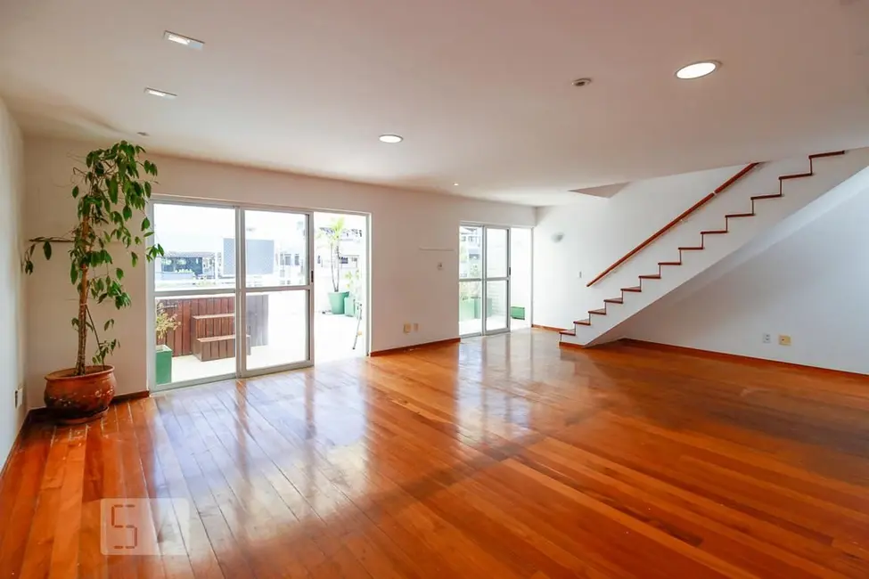 Foto 1 de Apartamento com 5 quartos à venda, 300m2 em Rio De Janeiro - RJ
