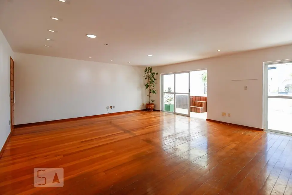 Foto 2 de Apartamento com 5 quartos à venda, 300m2 em Rio De Janeiro - RJ