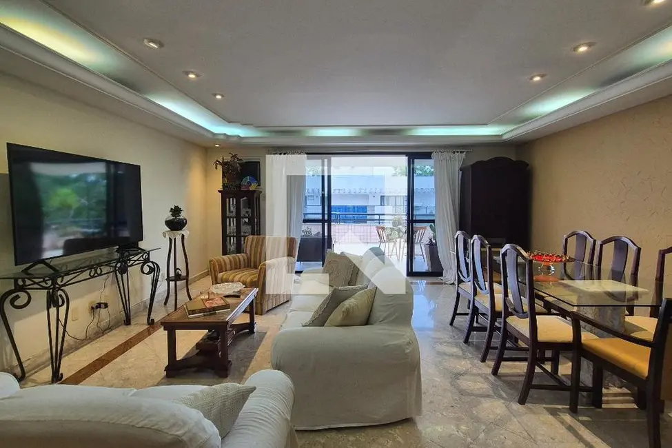 Apartamento com 4 quartos à venda, 370m2 em Rio De Janeiro - RJ - imagem 6 Foto 6 de Apartamento com 4 quartos à venda, 370m2 em Rio De Janeiro - RJ