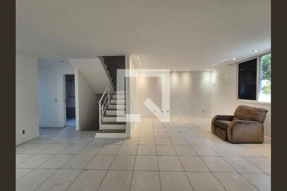 Foto 9 de Casa de Condomínio com 4 quartos à venda, 230m2 em Rio De Janeiro - RJ
